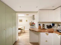 Недвижимость Wharfedale Street: 16