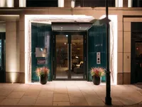 Недвижимость The Lucan, Lucan Place: 1