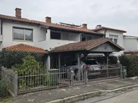 Недвижимость Дом с террасой в Ягодье: 2