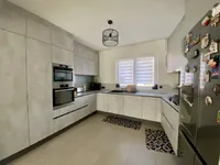 Недвижимость House 4 bedrooms for sale in Kayl: 2