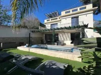 Недвижимость Maison Petit Juas: 2