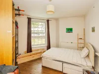 Недвижимость Albion Avenue: 1