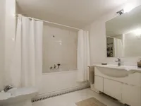 Недвижимость Четырёхкомнатная Квартира в Центре: 12