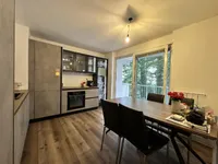 Недвижимость Квартира 3-комнатная с балконом: 3