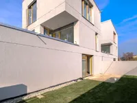 Недвижимость Дом с террасой в Новом Шентвиде: 1