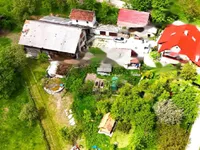 Недвижимость Усадьба Камник, выезд с автострады Трояне или Вранско.: 3