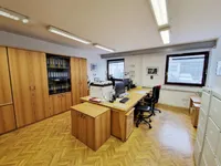 Недвижимость Офисное помещение Бежиград: 3