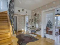 Недвижимость Single house 7 rooms: 9