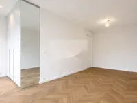 Недвижимость Apartment 5 rooms: 3