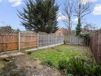 Недвижимость Cedar Road: 4