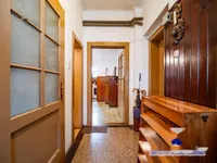 Недвижимость Трёхкомнатная квартира в центре: 2