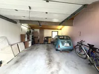 Недвижимость Трехкомнатная квартира с гаражом в Новом Шентвиде: 16