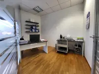 Недвижимость Офисное помещение в центре: 10