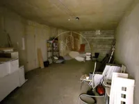 Недвижимость Офисное помещение и склад: 1