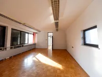 Недвижимость Офисное помещение в районе Мосте: 13