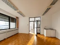 Недвижимость Офисное помещение в районе Мосте: 14