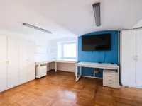 Недвижимость Офисное помещение Вич: 3