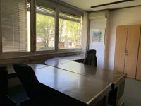 Недвижимость Офис Нове Ярше: 3