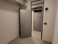 Недвижимость Коммерческое помещение в Бежиград: 1