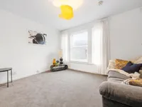 Недвижимость Stockwell Road: 8