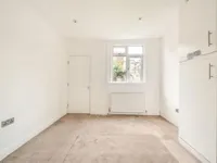 Недвижимость Tunley Road: 13