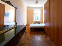 Недвижимость Четырёхкомнатная площадь Томмазео: 4