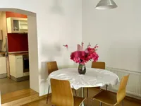 Недвижимость Квартира, 5+ комнат, Центр: 5