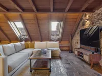 Недвижимость 4-комнатная квартира в центре: 5