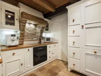 Недвижимость 4-комнатная квартира в центре: 9