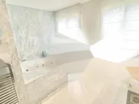 Недвижимость Apartment 6 rooms: 10