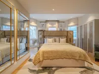 Недвижимость Hortensia Road: 11