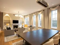 Недвижимость Hortensia Road: 27