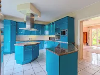 Недвижимость Villa 6 bedrooms for sale in Useldange: 5