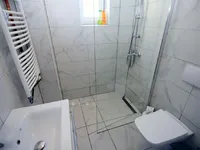 Недвижимость Дом, Блед.: 5
