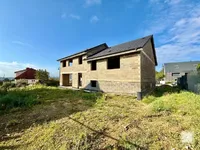 Недвижимость House 4 bedrooms for sale in Hassel: 1