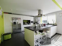 Недвижимость Semi-detached house for sale in Derenbach: 2