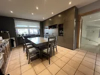 Недвижимость House 4 bedrooms for sale in Kayl: 4