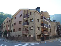Недвижимость Ground floor apartment in Ordino with double parking space: 10