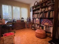 Недвижимость Apartment 4 rooms: 10