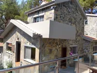 Недвижимость 4 Bedroom House For Sale In Moniatis, Limassol.: 1