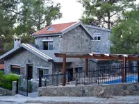 Недвижимость 4 Bedroom House For Sale In Moniatis, Limassol.: 2