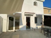 Недвижимость 2-Bedroom House for Sale in Limassol, Agios Tychon Tourist Area: 11