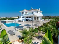 Недвижимость 4 Bedroom Villa in Famagusta, Protaras area: 1