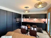 Недвижимость Apartment 4 rooms: 2
