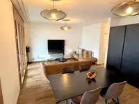 Недвижимость Apartment 4 rooms: 3