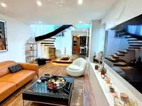 Недвижимость Single house 7 rooms: 1