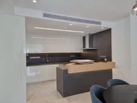 Недвижимость 3 Bedroom Seafront Apartment for Sale in Potamos Germasogeias, Limassol: 2