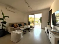 Недвижимость 3 Bedroom Penthouse Apartment For Sale, Ayia Fyla: 3