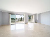 Недвижимость Apartment Croix des Gardes: 4