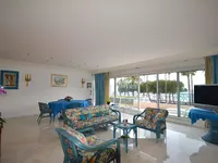 Недвижимость Villa Pointe Croisette: 2